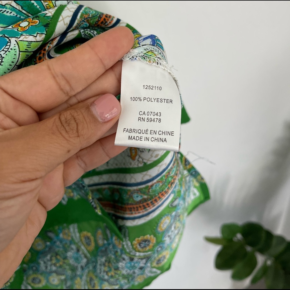 JOIE Paisley Print Short Sleeve Button Down Shirt Size Small NWT - Picture 2 of 6